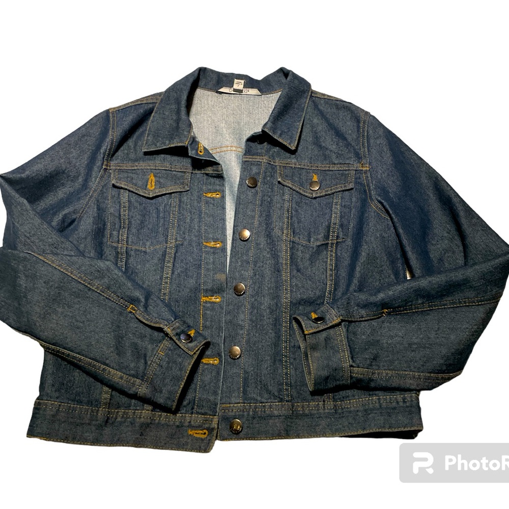 Women’s denim jacket